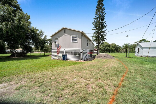 Building Photo - 2950 Packinghouse Rd