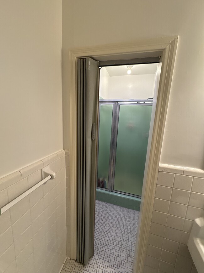 Building Photo - 4605 Skidaway Rd