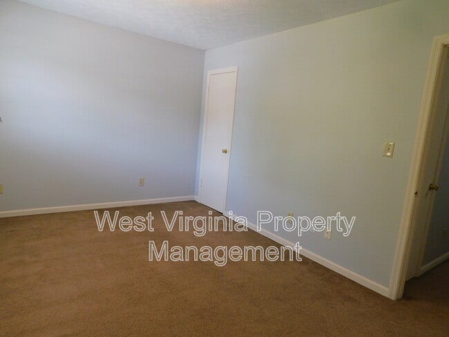 Building Photo - 152 Cardinal Wy