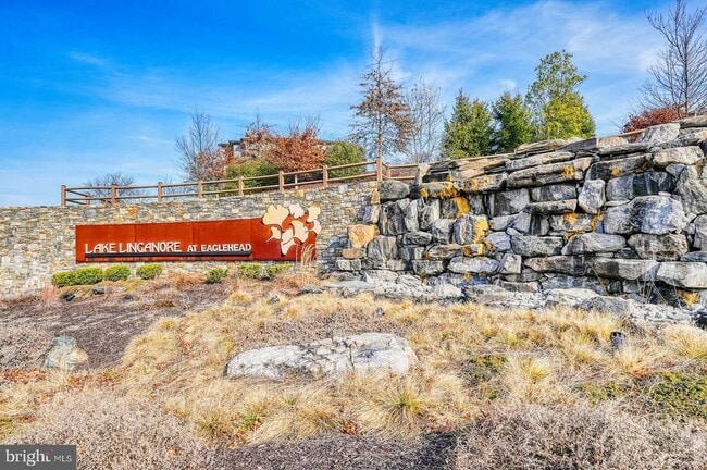 Building Photo - 5831 Pecking Stone St