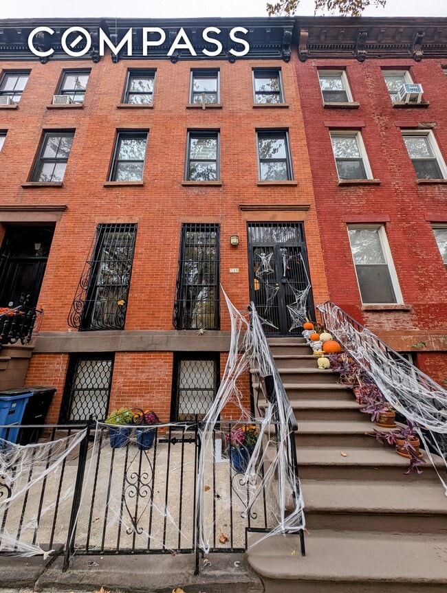 Building Photo - 149 Wyckoff St