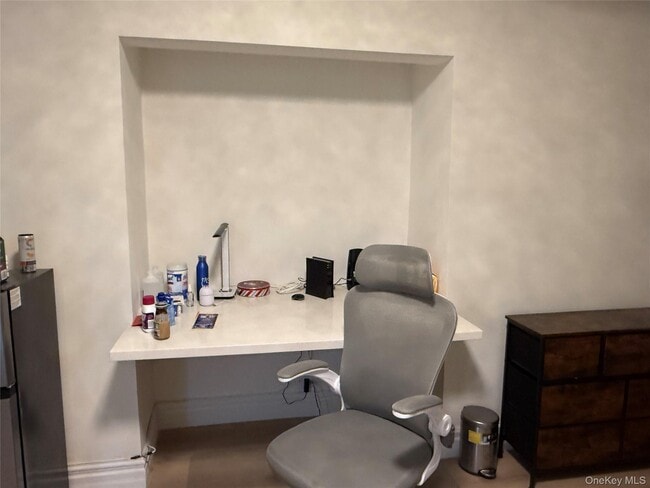 Building Photo - 5 Tudor City Pl