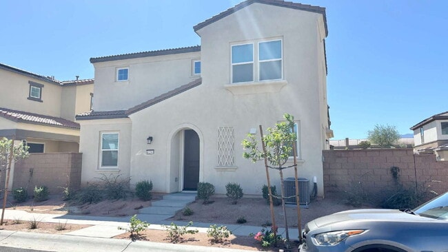 Building Photo - 4 Bedrooms Available University Park