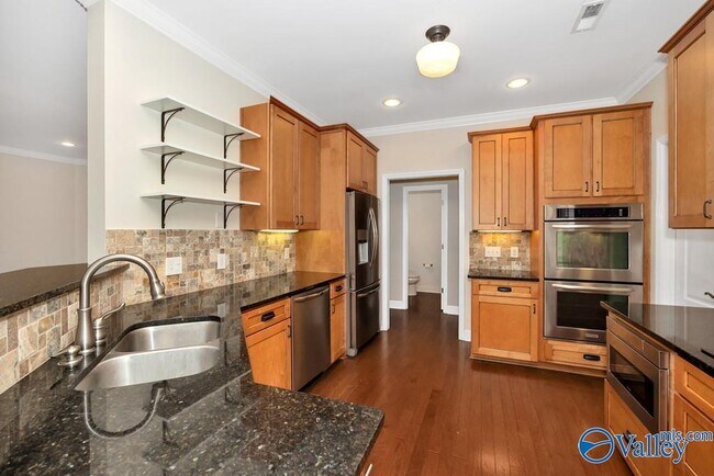 Building Photo - 4706 Old Maple Ct