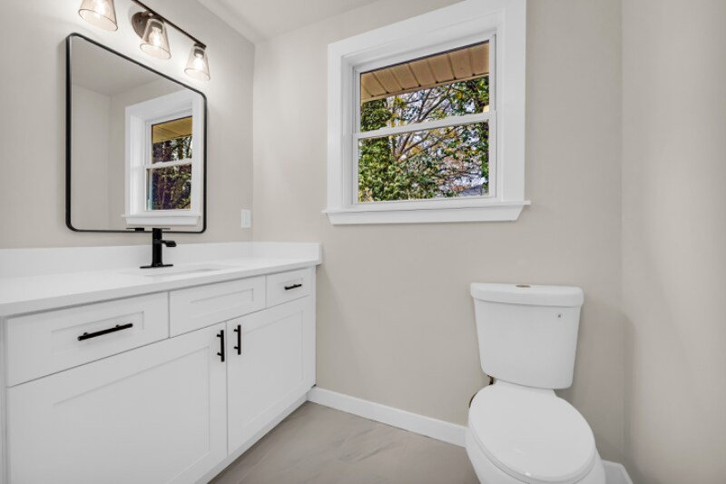 Building Photo - 53 Springside Dr SE