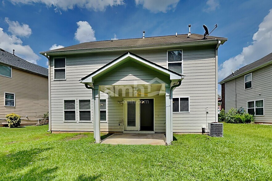 Building Photo - 2641 Farmstead Ct