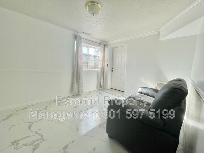 Building Photo - 4111 W 9580 S