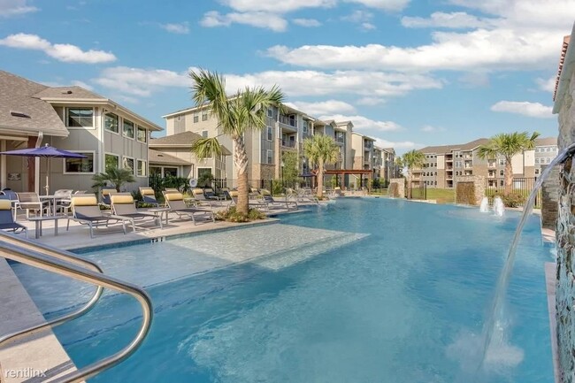 Building Photo - 1 br, 1 bath Condo - 7315 Spring Cypress R...