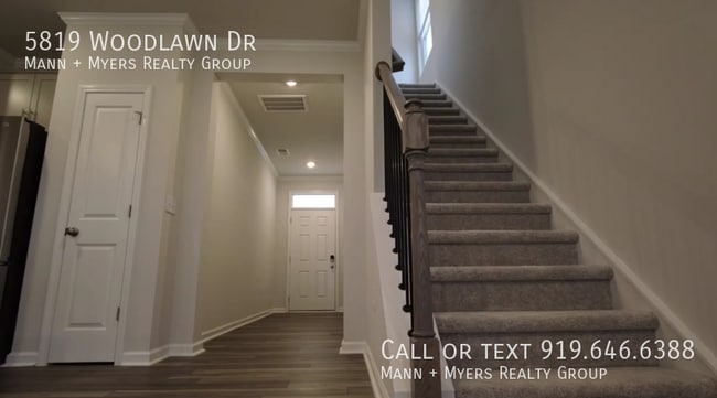 Building Photo - 5819 Woodlawn Dr