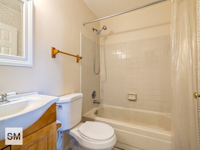 Building Photo - 1602 Willowwood Ct