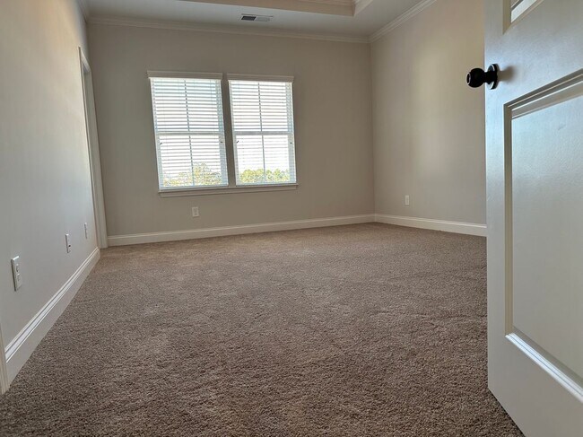 Building Photo - 410 Herring Dr