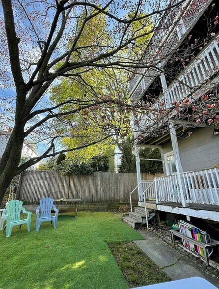 Primary Photo - 14 Dow St