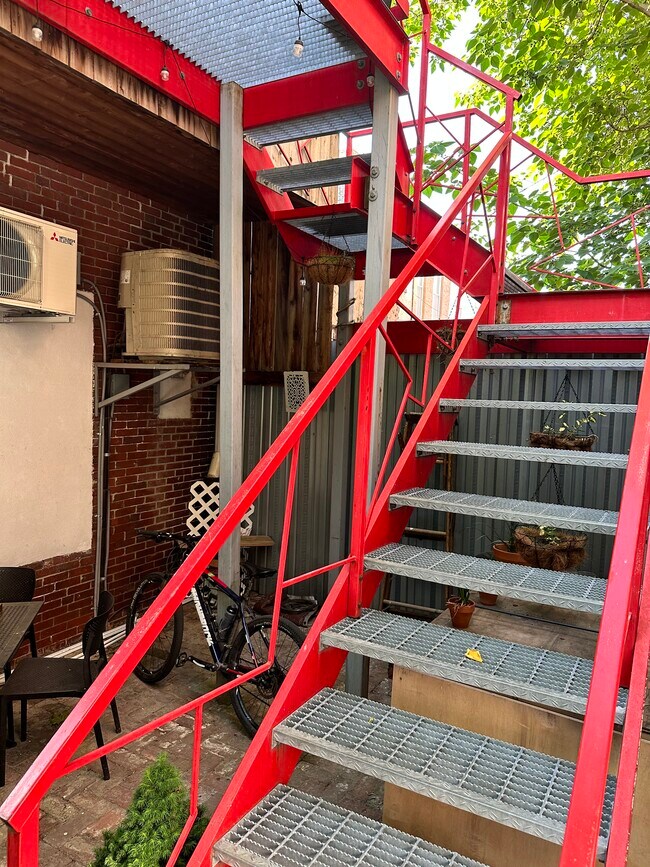 steps up to unit - 1108 S 22nd St