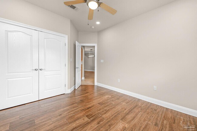 Building Photo - 2523 Pine Forest Rd