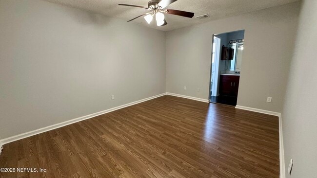 Building Photo - 11766 White Horse Rd