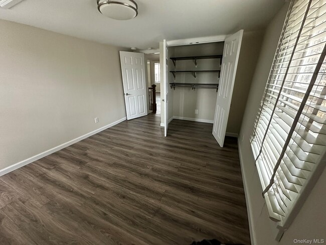 Building Photo - 973 NY-22