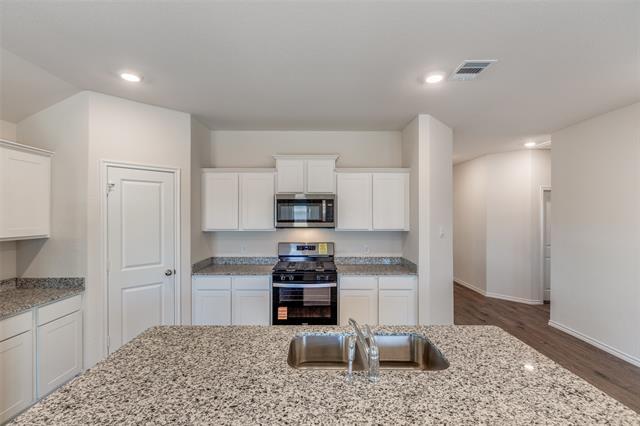 Building Photo - 4113 Turquoise Ave