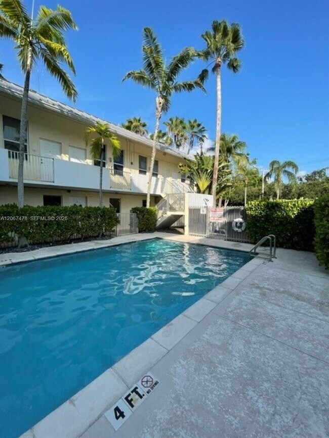 Building Photo - 8950 SW 69th Ct