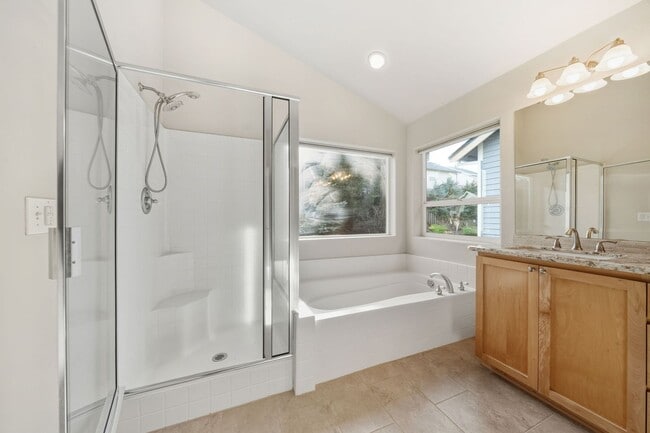 Building Photo - 9035 SW Ivory St