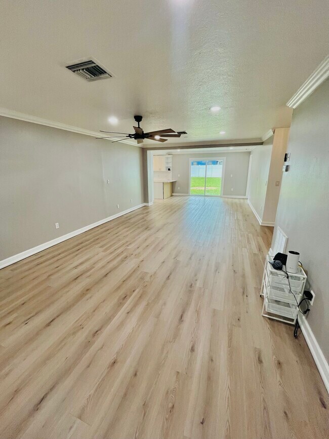 Building Photo - 4243 Deltona Blvd