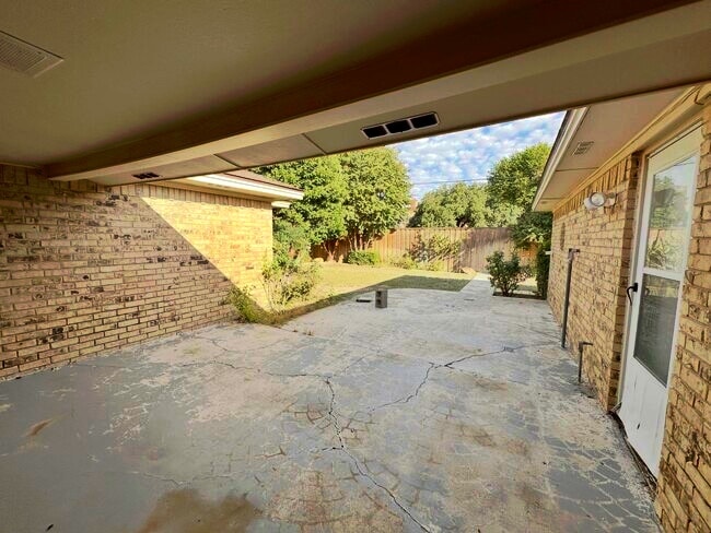 Building Photo - 4610 88th St