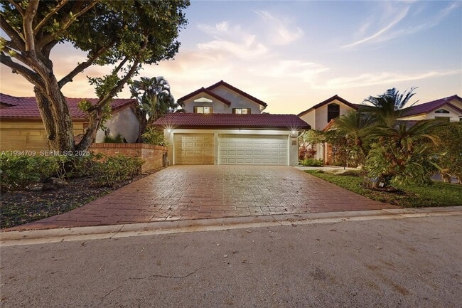 Building Photo - 21944 Town Pl Dr