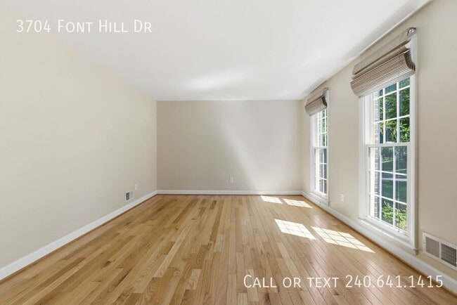 Building Photo - 3704 Font Hill Dr
