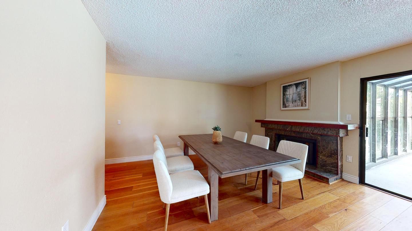 Building Photo - 583 Seahorse Ln