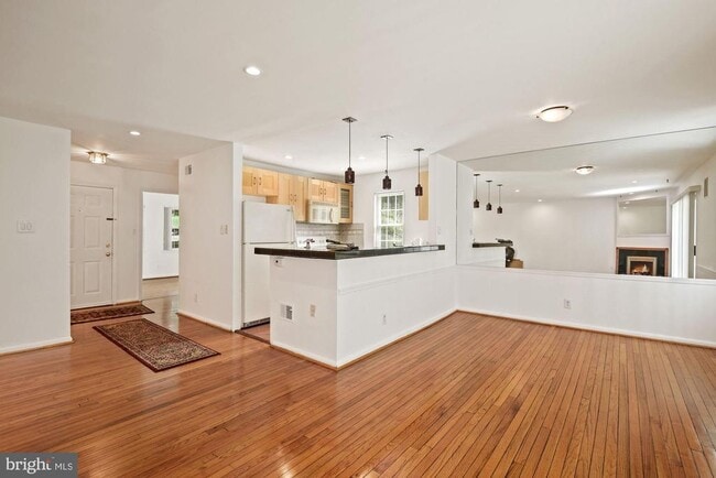 Building Photo - 10400 Parthenon Ct