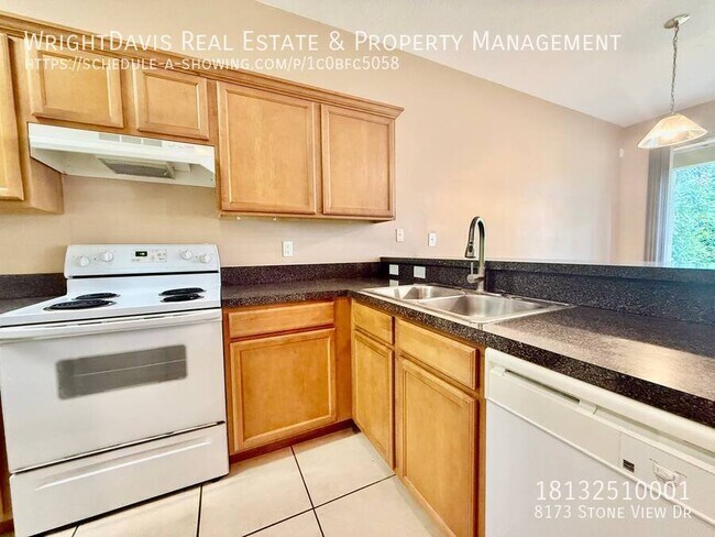 Building Photo - 8173 Stone View Dr