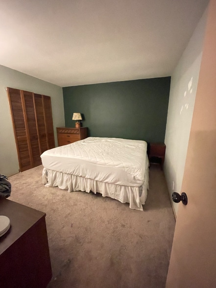 Building Photo - 53 Hortons Rd