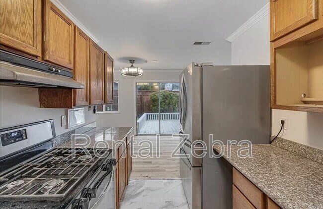 Building Photo - 343 Arlen Dr