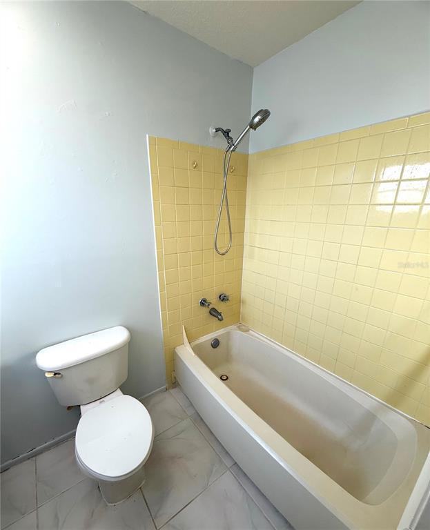 Building Photo - 10159 Crown Ct