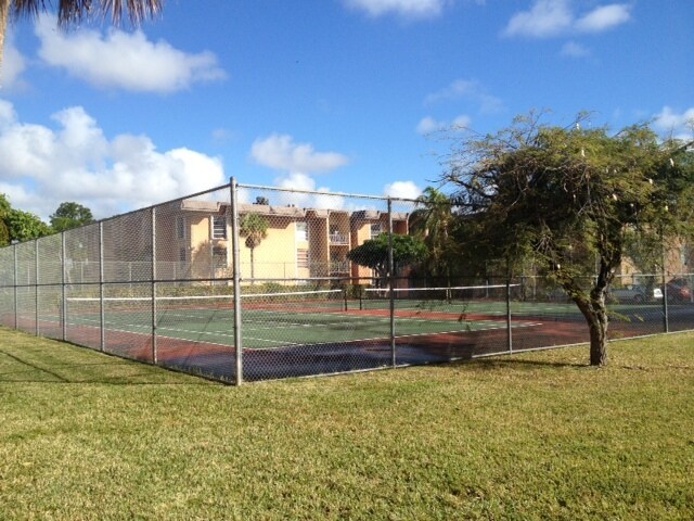 Building Photo - 9445 SW 76th St