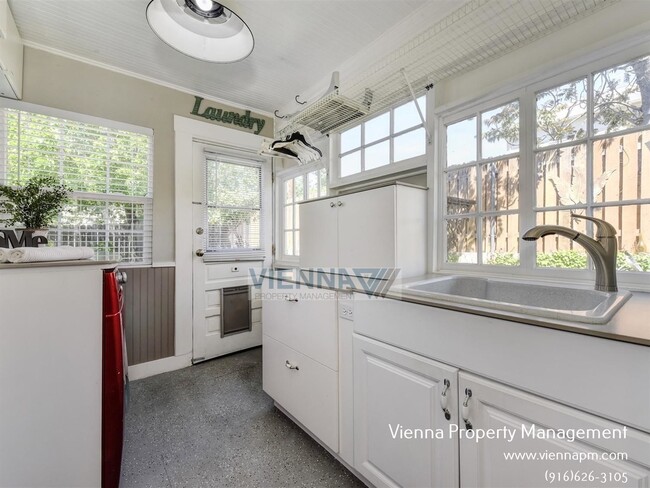 Building Photo - 440 Buena Vista Ave