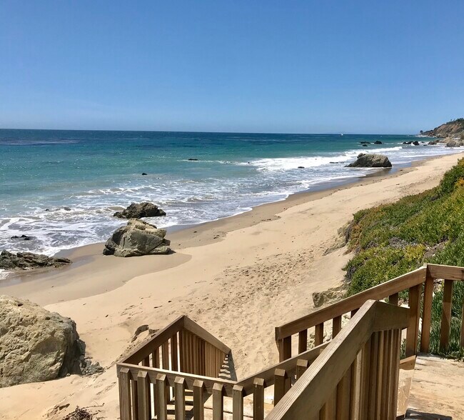 Building Photo - 31757 Broad Beach Rd