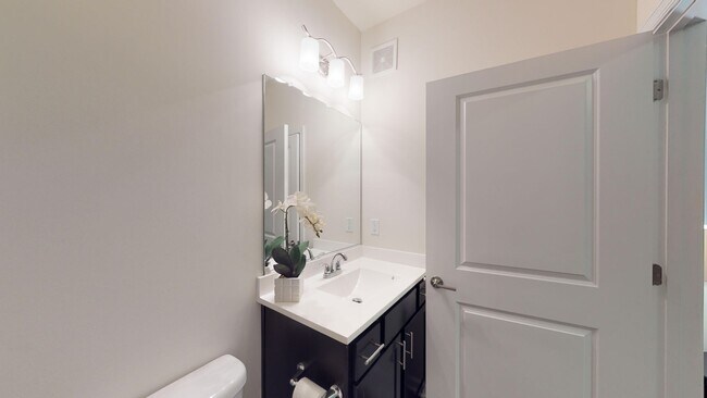 Building Photo - A4X | 1 Bed 1.5 Bath | 1119 sf | $1626 - $...