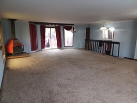 Building Photo - 3912 E Hartson Ave