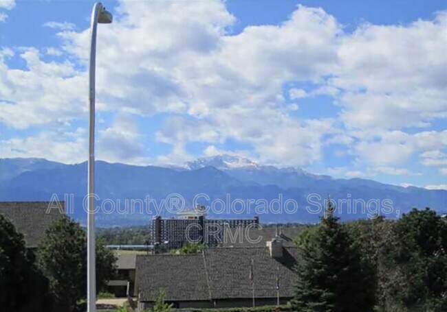 Building Photo - 672 Cima Vista Point