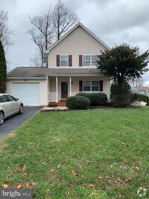 Building Photo - 204 Pennford Pl