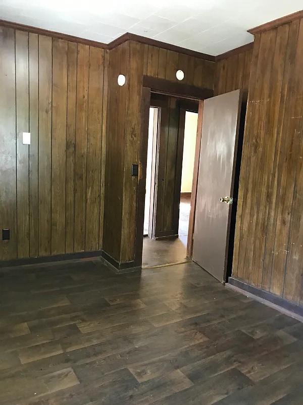 Building Photo - 2 Bedroom 1 Bathroom