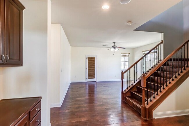 Building Photo - 7313 Lookout Bluff Terrace