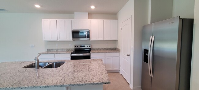 Building Photo - 316 Pelham Park Dr