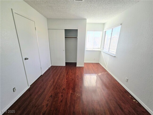 Building Photo - 5797 Cedar Ave