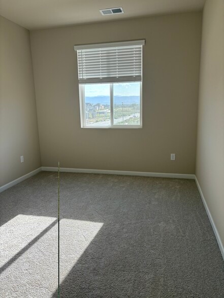 Building Photo - 978 Nettle Ln