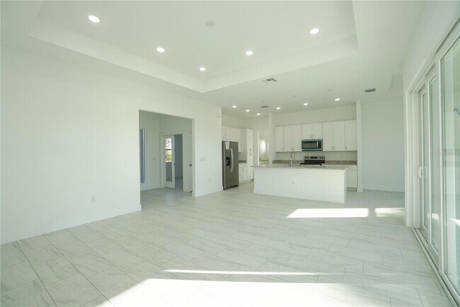 Building Photo - 52 Brig Cir E