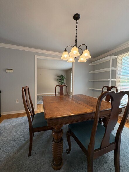 Building Photo - 8002 Cattail Ct