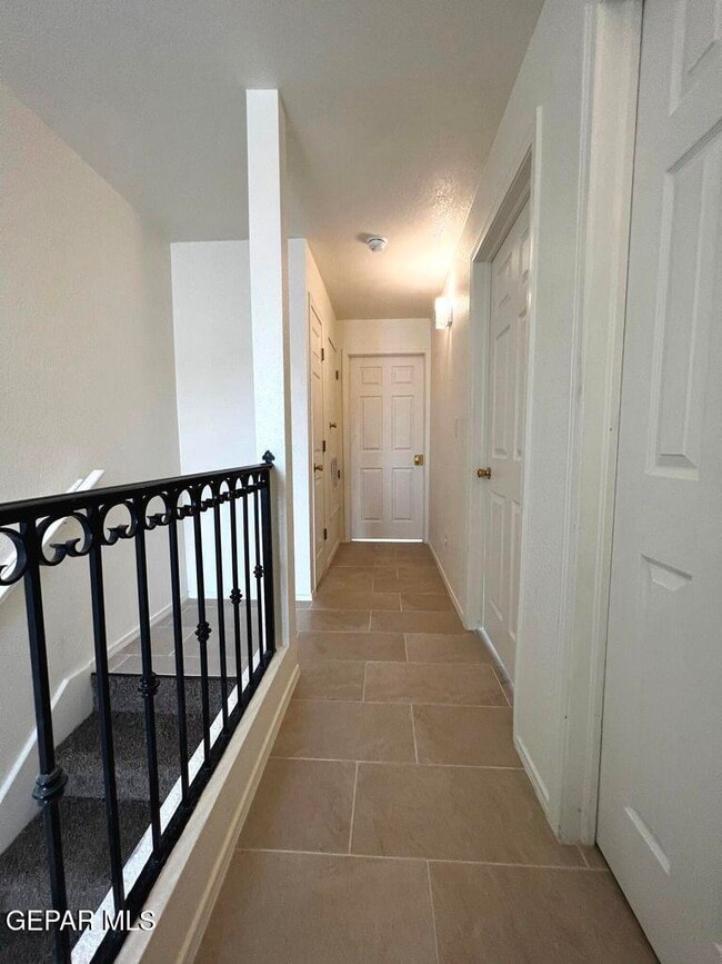 Building Photo - 5913 Cielo De Oro Pl