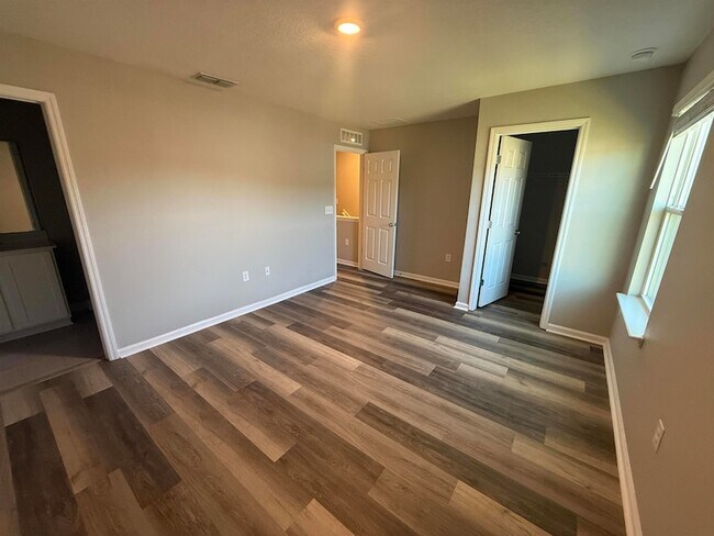 Building Photo - 128 Great Star Ct
