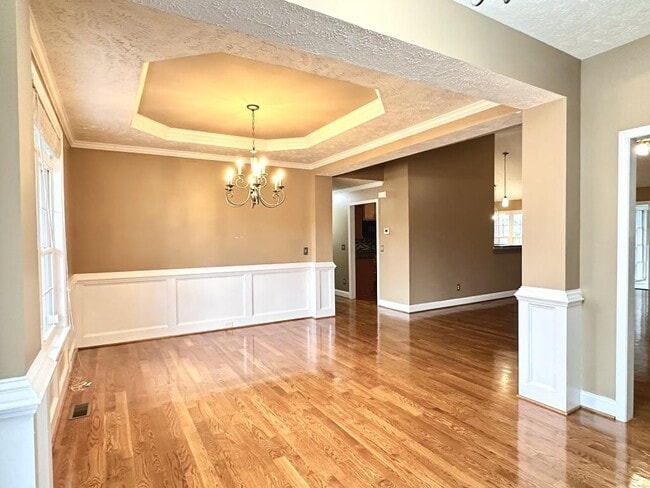 Building Photo - 2928 Prioress Dr